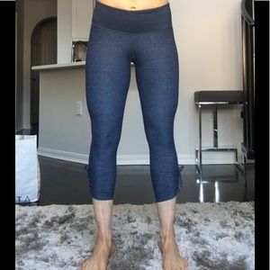 moving comfort leggings